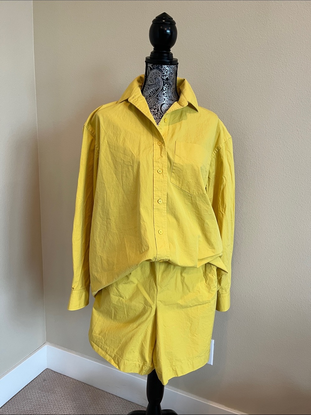 Lafayette 148 New York Citrine Yellow Cotton Button-Up Shirt & Shorts Set Size M